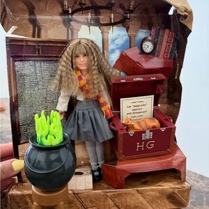 Harry Potter Hermione Granger Magical Powers Doll Mattel w/ Box Tested